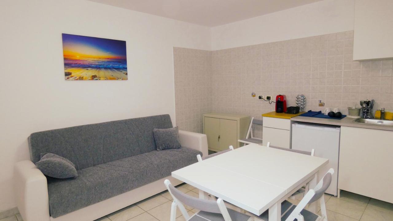 Relux Bed and Breakfast Μπάρι Εξωτερικό φωτογραφία